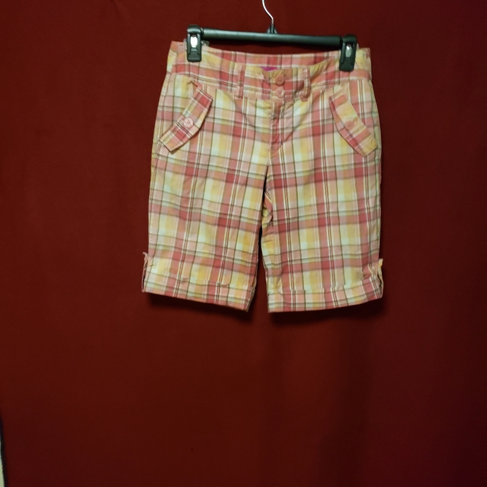 Vintage Personal identity Bermuda Shorts- Sz.5-gently pre-luved